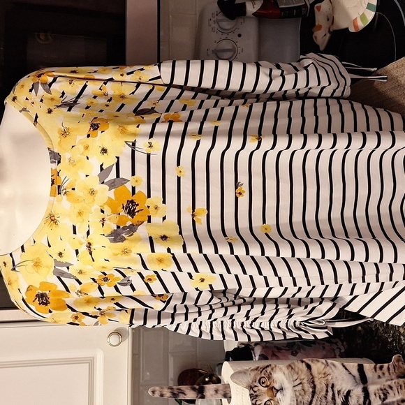 A women's Cato long sleeve stretch plus size top 18/20W - Picture 1 of 4